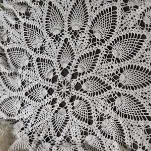 Coffee table cover crochet